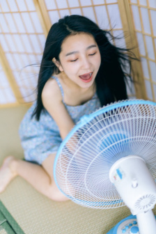 霸总拿钢笔把自己玩哭了GB